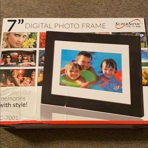 7inch Supersonic digital photo frame